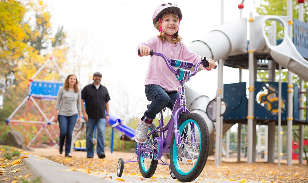 Vélos d’enfants : choisir la bonne taille et les bons accessoires