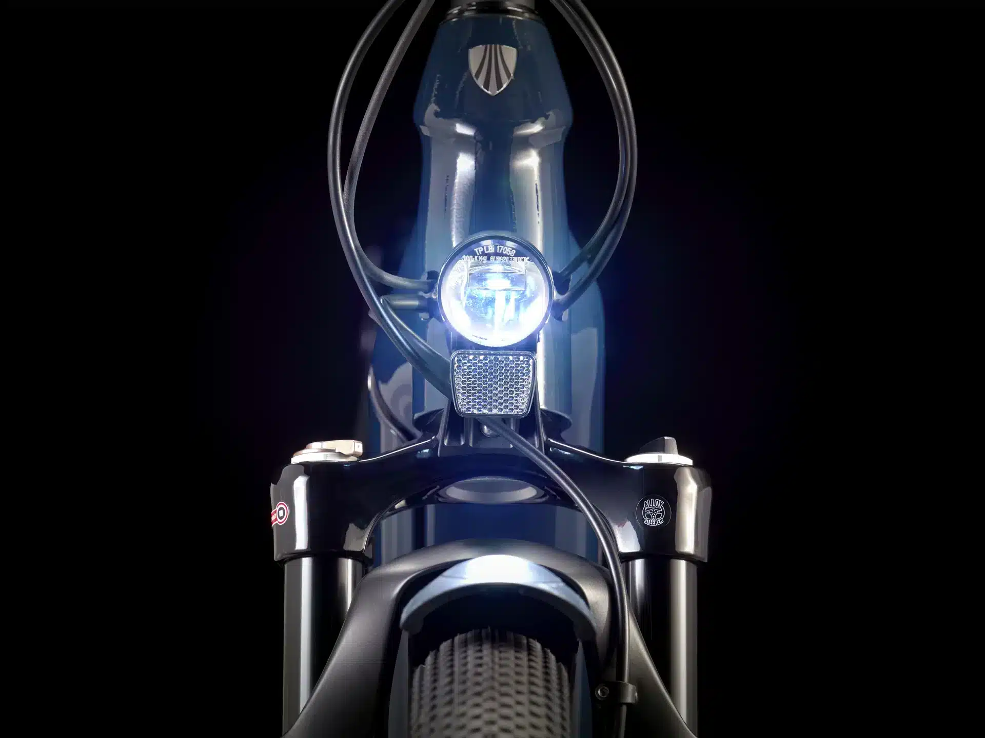 velo-electrique-Trek-Allant_plus-7-Montreal-Dumoulin_bicyclettes-AllantPlus7LowstepUS_20_30919_A_Alt5